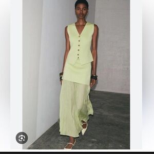 Zara Combined Pleated Knit Skirts Size S 
🚨 FINAL PRICE NO OFFER ACCEPT